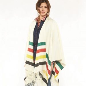Pendleton Glacier Stripe Shawl ✨